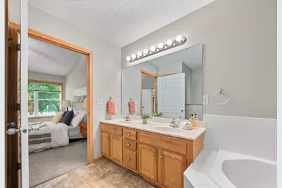 74 Crown Pointe Curve, Hudson, WI 54016 - Photo 17