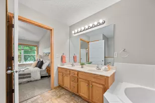 74 Crown Pointe Curve, Hudson, WI 54016 - Photo 17