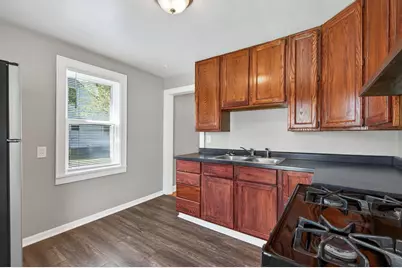 5240 Dupont Avenue N, Minneapolis, MN 55430 - Photo 9
