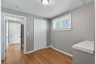5240 Dupont Avenue N, Minneapolis, MN 55430 - Photo 13