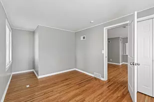 5240 Dupont Ave N, Minneapolis, MN 55430 - Photo 19