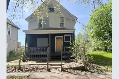 686 Sherburne Avenue, Saint Paul, MN 55104 - Photo 1
