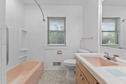 2085 Hamline Avenue N, Roseville, MN 55113 - Photo 21