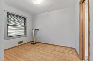 2085 Hamline Ave N, Roseville, MN 55113 - Photo 15