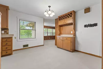 2085 Hamline Avenue N, Roseville, MN 55113 - Photo 7