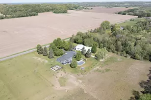 N7640 1090th St, River Falls, WI 54022 - Photo 7