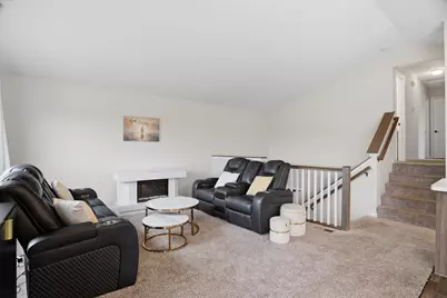 4634 9th Street NE, Saint Cloud, MN 56304 - Photo 5