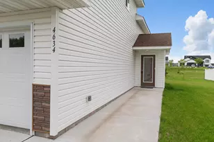 4634 9th St NE, Saint Cloud, MN 56304 - Photo 27