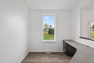 20503 Gunnison Dr, Lakeville, MN 55044 - Photo 13