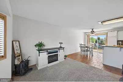 6124 258th Street, Wyoming, MN 55092 - Photo 5