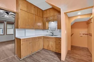 1423 N 2nd St, Mankato, MN 56001 - Photo 9