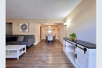 1271 Landmark Trail S, Hopkins, MN 55343 - Photo 5