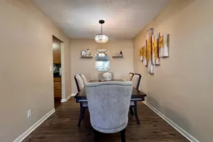 1271 Landmark Trail S, Hopkins, MN 55343 - Photo 7