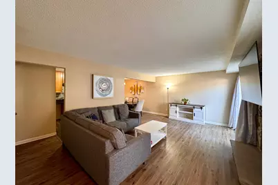 1271 Landmark Trail S, Hopkins, MN 55343 - Photo 3