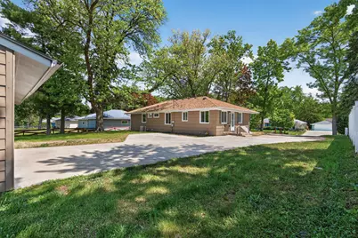 9032 Morgan Avenue S, Bloomington, MN 55431 - Photo 31