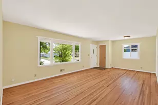 9032 Morgan Ave S, Bloomington, MN 55431 - Photo 9