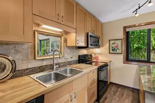 5410 Sanibel Dr, Minnetonka, MN 55343 - Photo 3