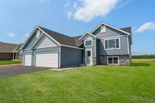 106 Maple Ct, Cannon Falls, MN 55009 - Photo 1