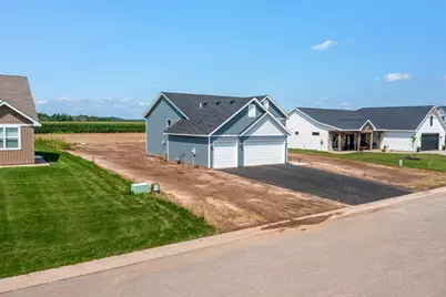 106 Maple Court, Cannon Falls, MN 55009 - Photo 3