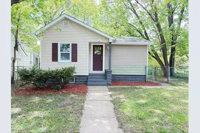 1002 Burgess Street, Saint Paul, MN 55103 - Photo 1