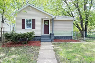 1002 Burgess St, Saint Paul, MN 55103 - Photo 1