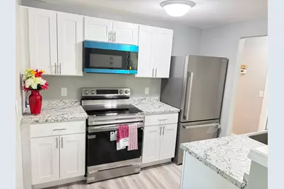 1002 Burgess Street, Saint Paul, MN 55103 - Photo 5