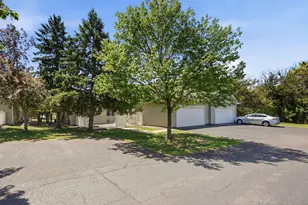 1315 Heggen St, Hudson, WI 54016 - Photo 39