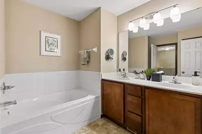 593 Stonewood Way, Burnsville, MN 55306 - Photo 13