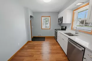 212 E Minnesota St, Saint Joseph, MN 56374 - Photo 9