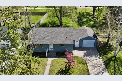 212 E Minnesota Street, Saint Joseph, MN 56374 - Photo 3
