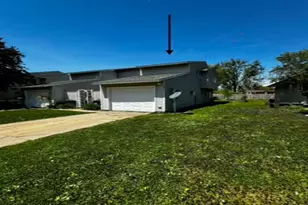 1821 28th St NW, Rochester, MN 55901 - Photo 3