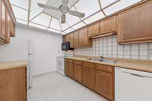 5831 Shores Dr, Brooklyn Center, MN 55429 - Photo 21