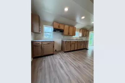 506 E Mondale Street, Elmore, MN 56027 - Photo 9