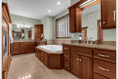 19700 Oak Grove Avenue, Prior Lake, MN 55372 - Photo 23