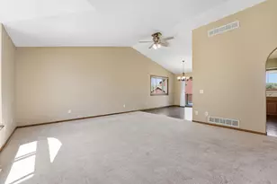912 Juniper Ave W, Northfield, MN 55057 - Photo 23