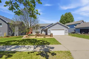 912 Juniper Ave W, Northfield, MN 55057 - Photo 1