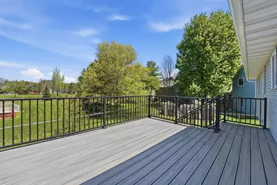 912 Juniper Avenue W, Northfield, MN 55057 - Photo 3