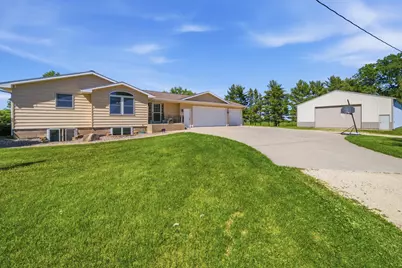 7524 58th St NE, Rochester, MN 55906 - Photo 39