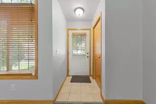 15325 Greenhaven Ln, Burnsville, MN 55306 - Photo 11