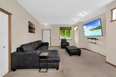 1283 County Road D Circle E #B, Vadnais Heights, MN 55109 - Photo 5
