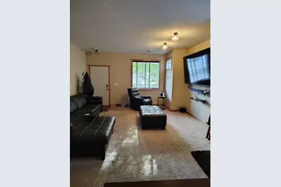 1283 County Road D Circle E #B, Vadnais Heights, MN 55109 - Photo 3