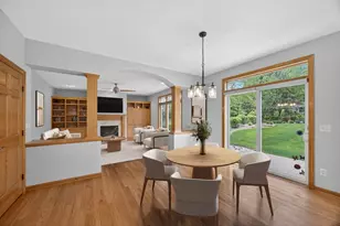 2937 Oakview Dr NE, Rochester, MN 55906 - Photo 9