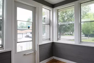 834 Algonquin Ave, Saint Paul, MN 55119 - Photo 3