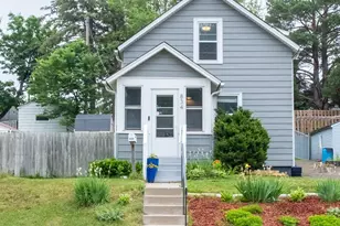 834 Algonquin Ave, Saint Paul, MN 55119 - Photo 1