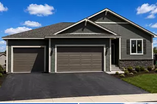 1239 Trail Way, New Richmond, WI 54017 - Photo 17