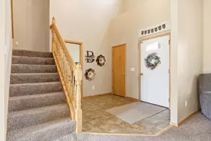 7364 Lambert Ave NE, Albertville, MN 55301 - Photo 9