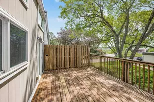 1005 W 105th St, Bloomington, MN 55431 - Photo 7