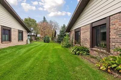 944 Zanzibar Lane N, Plymouth, MN 55447 - Photo 41