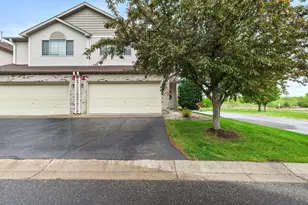 155 Stallion Ln, Circle Pines, MN 55014 - Photo 9