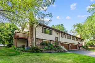 850 Martha Lake Ct, Shoreview, MN 55126 - Photo 3